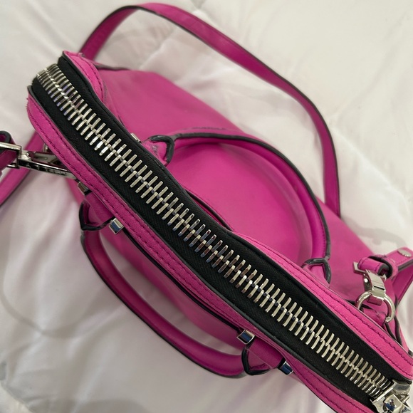 PRICE ⬇️ • MILLY - Hot Pink Crossbody Bag - Small - - Picture 5 of 10